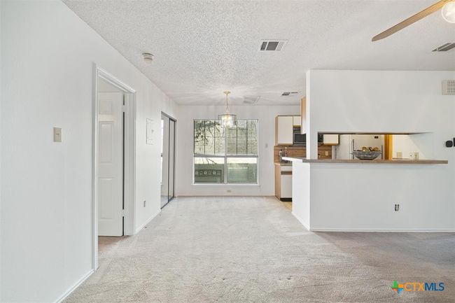 APT-204 - 2520 Quarry Rd, Condo with 2 bedrooms, 2 bathrooms and null parking in Austin TX | Image 5