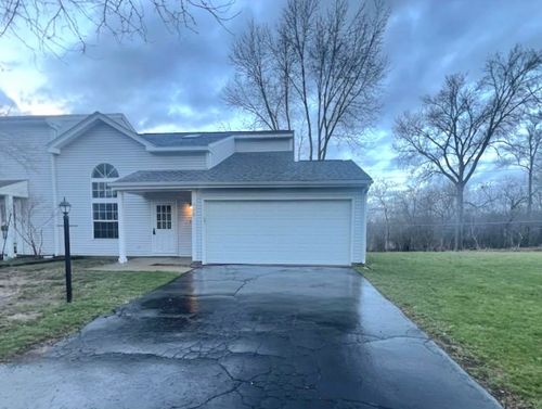 416 Lauren Ln, Island Lake, IL, 60042-9003 | Card Image