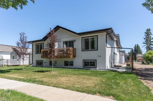 5009 54 St, Camrose, AB, T4V2A8 | Card Image