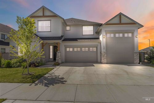 125 S Eagles Roost Way, Eagle, ID, 83616-4134 | Card Image