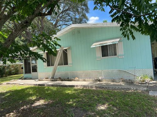 8955 Sw 104th Ln, OCALA, FL, 34481-9550 | Card Image
