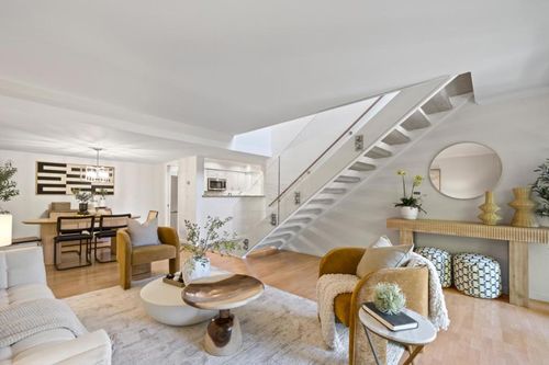 23 Los Altos Sq, Los Altos, CA, 94022 | Card Image