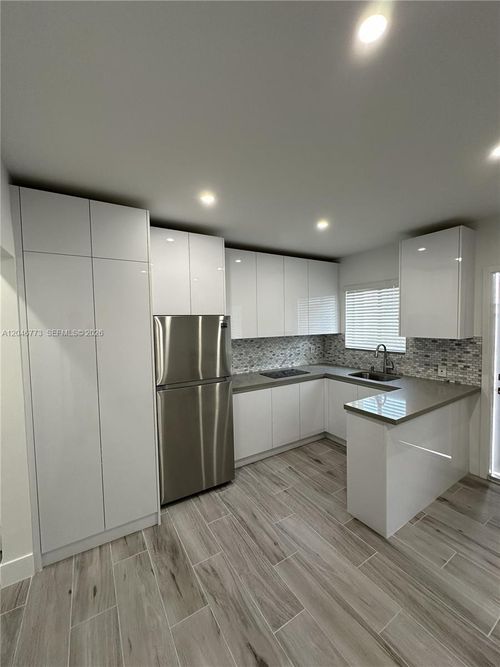 2-551 Sw 57th Avenue, Miami, FL, 33144 | Card Image