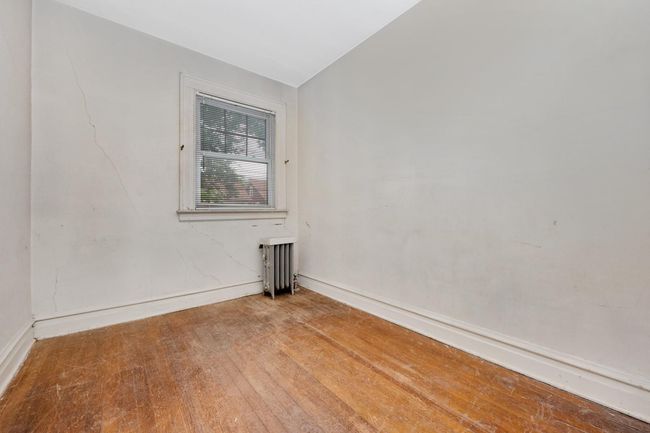 88 79 Th Ave, House other with 3 bedrooms, 2 bathrooms and 1 parking in Glendale NY | Image 15