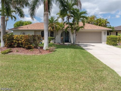 3906 Se 10th Pl, Cape Coral, FL, 33904-5118 | Card Image