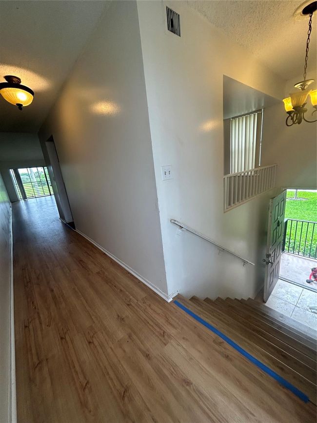 APT-201 - 2823 N Course Dr, Condo with 2 bedrooms, 2 bathrooms and null parking in Pompano Beach FL | Image 12