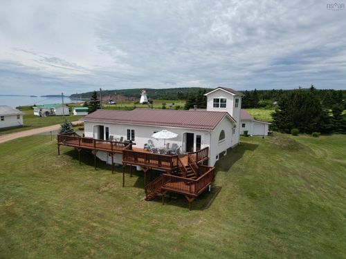 21 N River Lane, Lower Five Islands, NS, B0M1N0 | Card Image