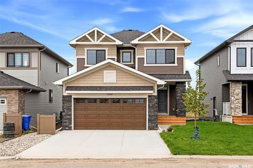 3240 Favel Drive, House with 3 bedrooms, 3 bathrooms and 4 parking in Regina SK | Card Image