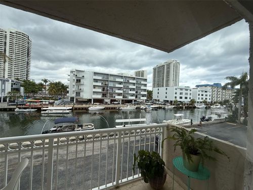 207-3601 Ne 170th St, North Miami Beach, FL, 33160-3150 | Card Image