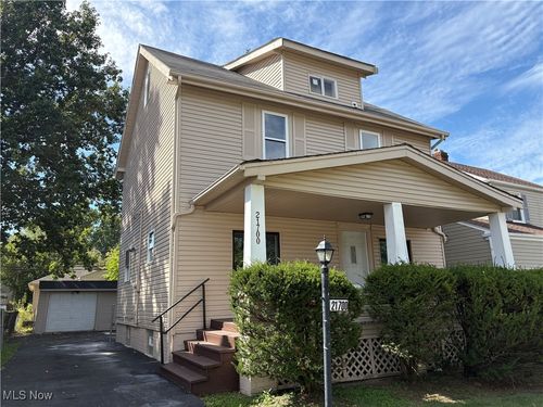 21700 Westport Ave, Euclid, OH, 44123-2865 | Card Image