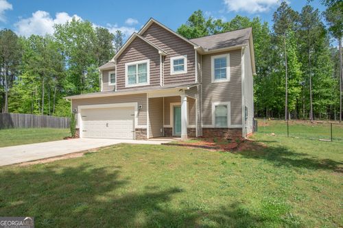 157 Amhurst Cir, West Point, GA, 31833-4879 | Card Image