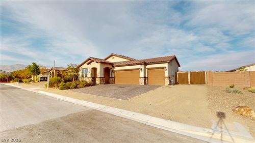 6940 Unicorn Street, Las Vegas, NV, 89131 | Card Image