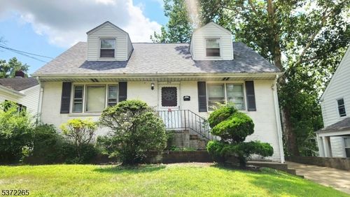 314 Easton Ave, New Brunswick, NJ, 08901-1728 | Card Image