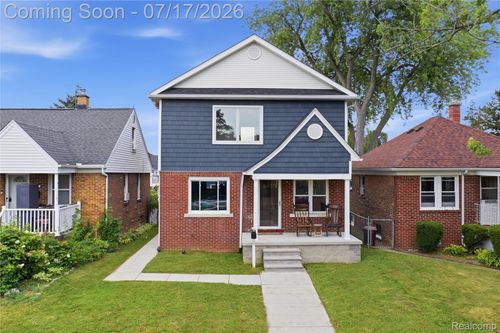 1058 Mollno St, Wyandotte, MI, 48192-4113 | Card Image