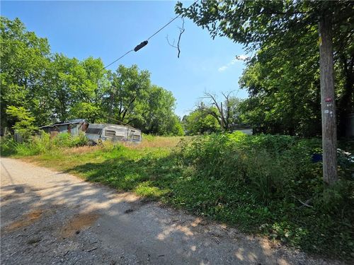 612 Elm St, Lane, KS, 66042-2162 | Card Image