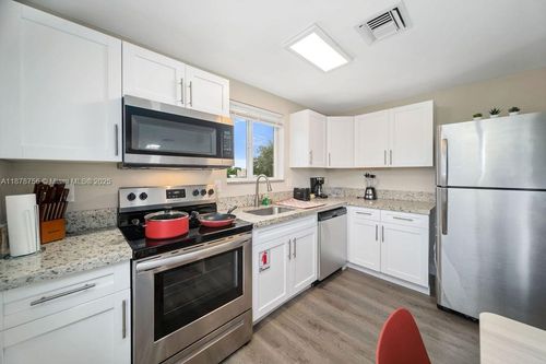 4-2311 Scott St, Hollywood, FL, 33020-2312 | Card Image