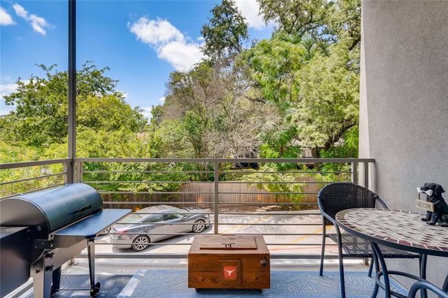 2nd floor balcony | Image 14