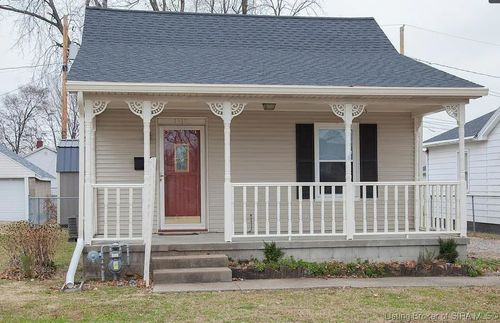 1318 E Missouri St, Evansville, IN, 47711-5266 | Card Image