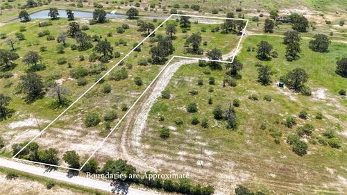 7 Zack Lane, Smithville, TX, 78957 | Card Image