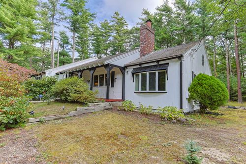 28 Brook St, Plympton, MA, 02367-1713 | Card Image