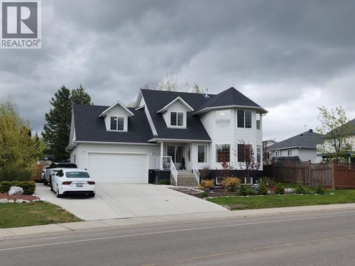 6808 Westgate Ave, Prince George, BC, V2N5R2 | Card Image