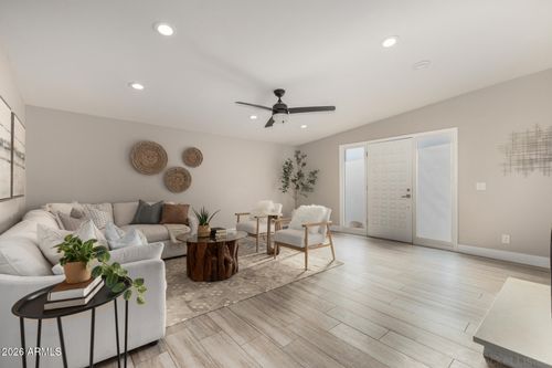 15041 N 6th St, Phoenix, AZ, 85022-3615 | Card Image