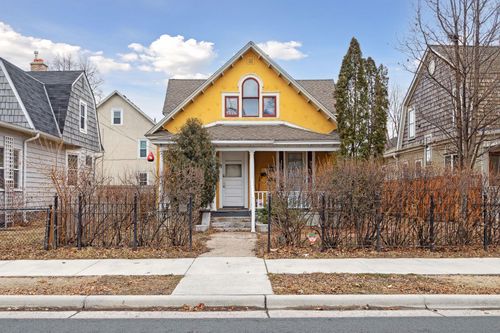 3205 Grand Ave S, Minneapolis, MN, 55408-3765 | Card Image