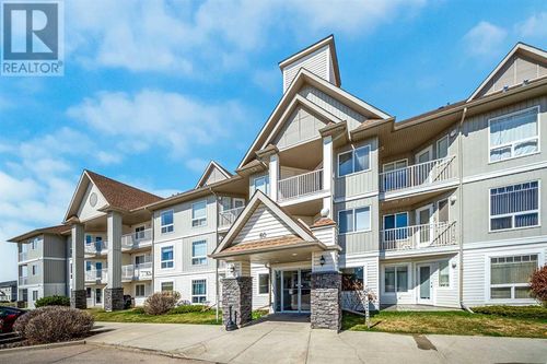 60 Jacobs Close, Red Deer, AB, T4P4A2 | Card Image