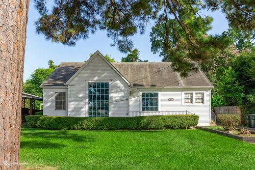 117 Preston Ave, Shreveport, LA, 71105-3305 | Card Image
