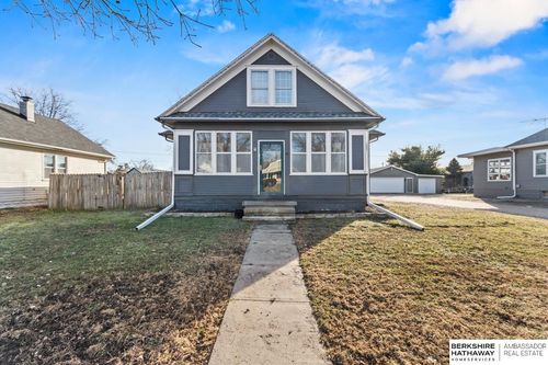 915 W Military Ave, Fremont, NE, 68025-3932 | Card Image