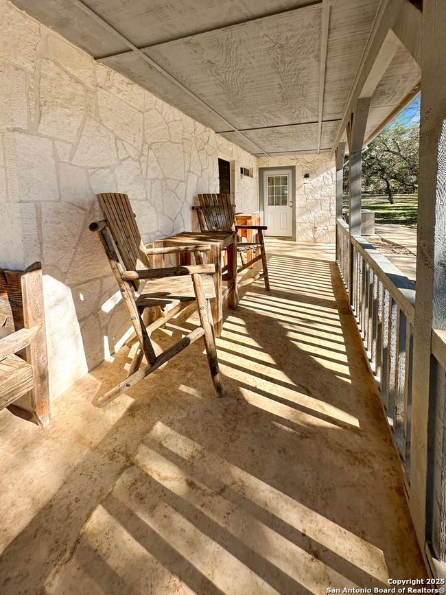 565 Red Bluff Ranch Rd, House other with 3 bedrooms, 3 bathrooms and null parking in Pipe Creek TX | Image 17