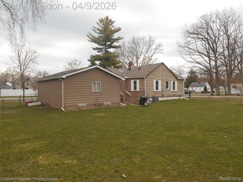 1454 Merle Ave, Burton, MI, 48509-2175 | Card Image