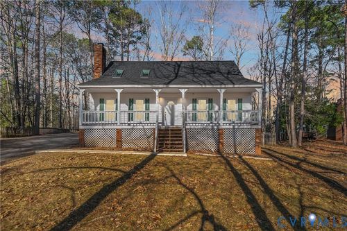 8112 Foxcatcher Ct, North Chesterfield, VA, 23235-6544 | Card Image