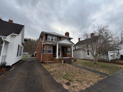 212 4th St, Augusta, KY, 41002-1118 | Card Image