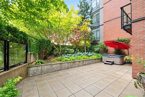 105-733 W 3rd St, North Vancouver, BC, V7M0C8 | Card Image