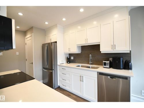 206-8125 110 St Nw, Edmonton, AB, T6G2P3 | Card Image