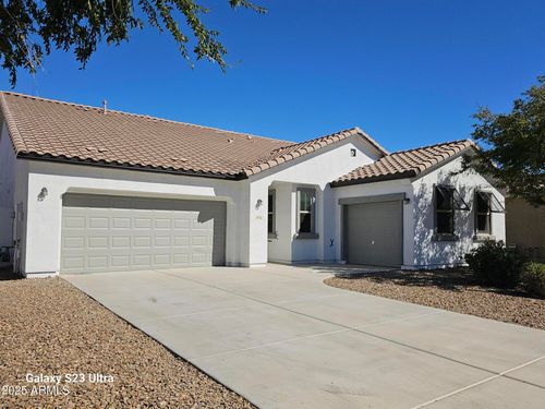 1932 E Ravenswood Dr, Gilbert, AZ, 85298-0811 | Card Image