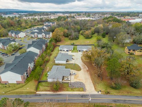 180 Lakeland Dr, Hot Springs, AR, 71913-7401 | Card Image