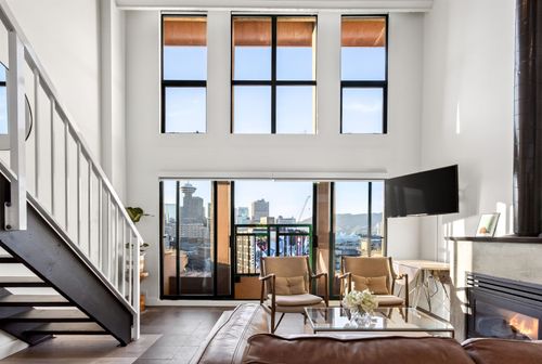 805-22 E Cordova St, Vancouver, BC, V6A4G8 | Card Image