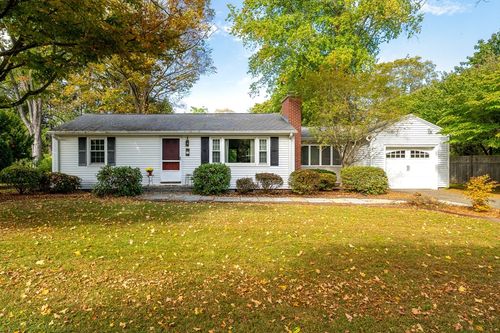 13 Harlow Dr, Amherst, MA, 01002-1409 | Card Image