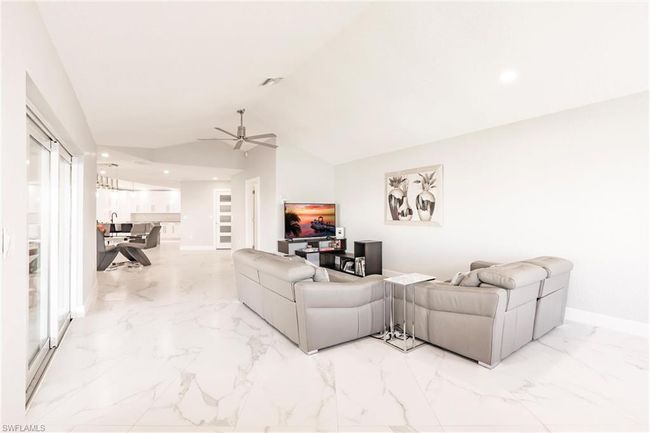 261 Venezia Ct, House other with 3 bedrooms, 4 bathrooms and 2 parking in PUNTA GORDA FL | Image 17