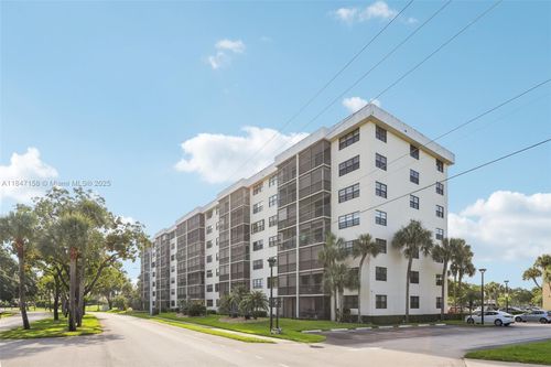 1-2400 Deer Creek Country Club Blvd, Deerfield Beach, FL, 33442-1294 | Card Image