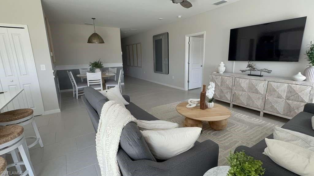 Residential Lease in LEHIGH ACRES 3