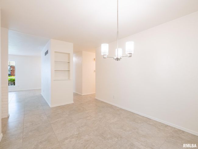 743 W Wonderview Dr, House other with 3 bedrooms, 2 bathrooms and null parking in Dunlap IL | Image 15