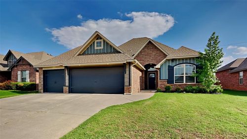 8208 Nw 158th St, Edmond, OK, 73013-5810 | Card Image