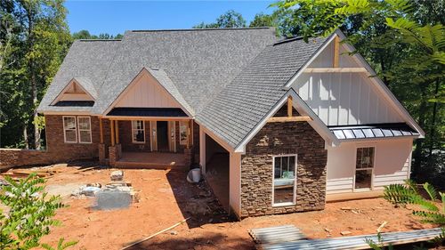1812 Cross Creek Dr, Seneca, SC, 29678-1617 | Card Image