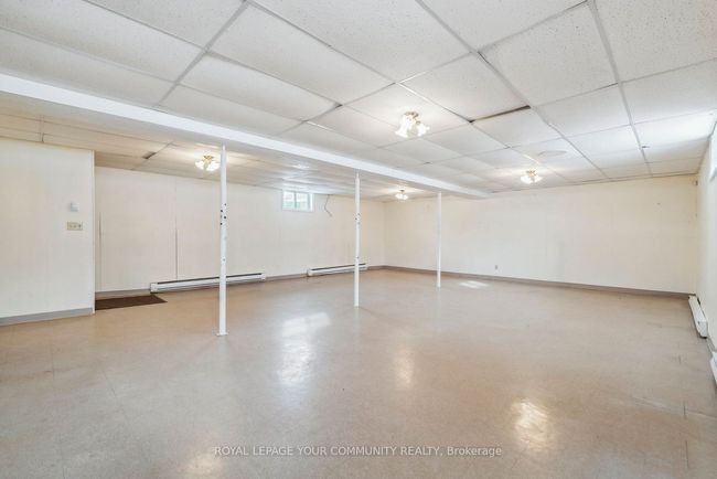 364 Regent St, Home with 0 bedrooms, 2 bathrooms and null parking in Orillia ON | Image 25