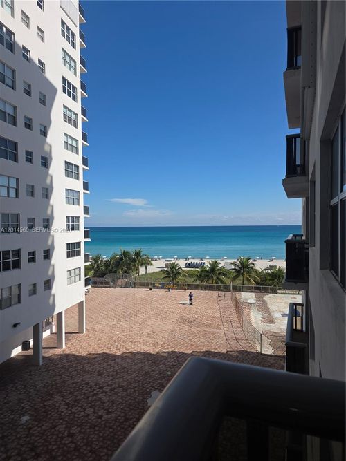 621-6039 Collins Ave, Miami Beach, FL, 33140-2203 | Card Image