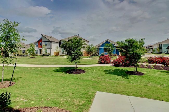 View of yard featuring a residential view | Image 5