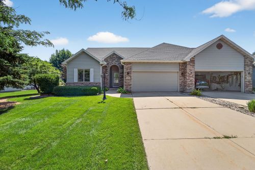 3095 Rebel Drive, Sun Prairie, WI, 53590 | Card Image